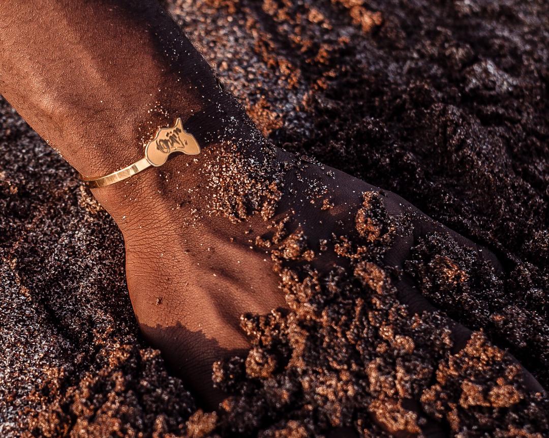 Africa Royal Cuff | GOLD - Unisex Bracelet - Image 7