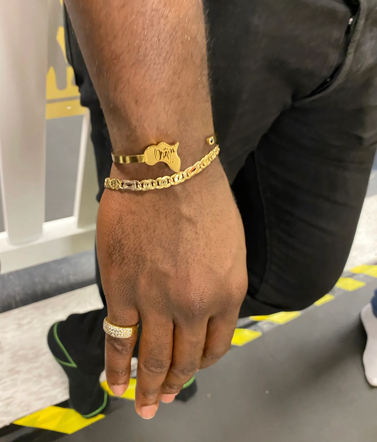 Africa Royal Cuff | GOLD - Unisex Bracelet - Image 8